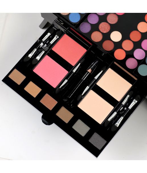 Miss Rose - Blockbuster Makeup Palette ©